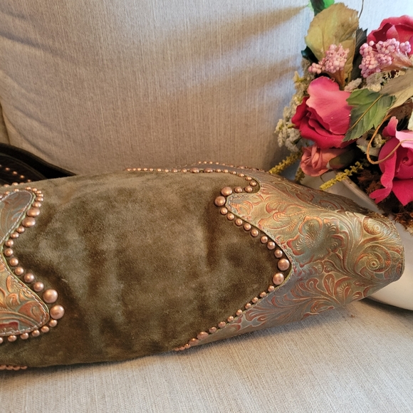 Leather Rocks USA Suede and Embossed Leather purse - Picture 3 of 4